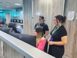 Las mujeres superan los desafíos y demuestran competencia en el avance de la tecnología en el gobierno de RO